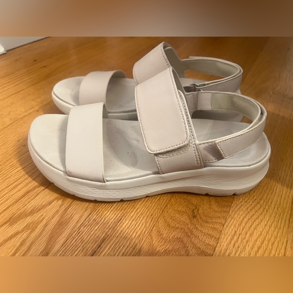 Rockport Qwera open-toe strappy casual sandals